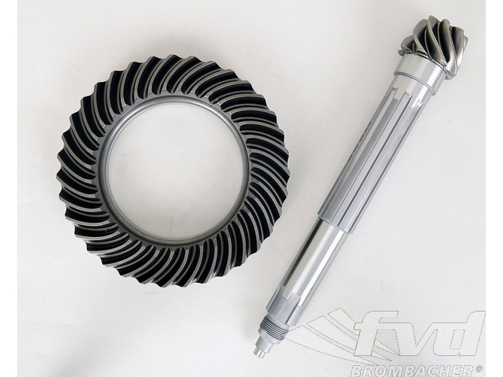 Ring And Pinion 8:35 (for 915 Gear Box) (4.38)